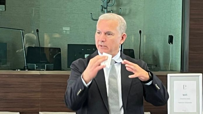 Francisco París, asesor senior de la EITI